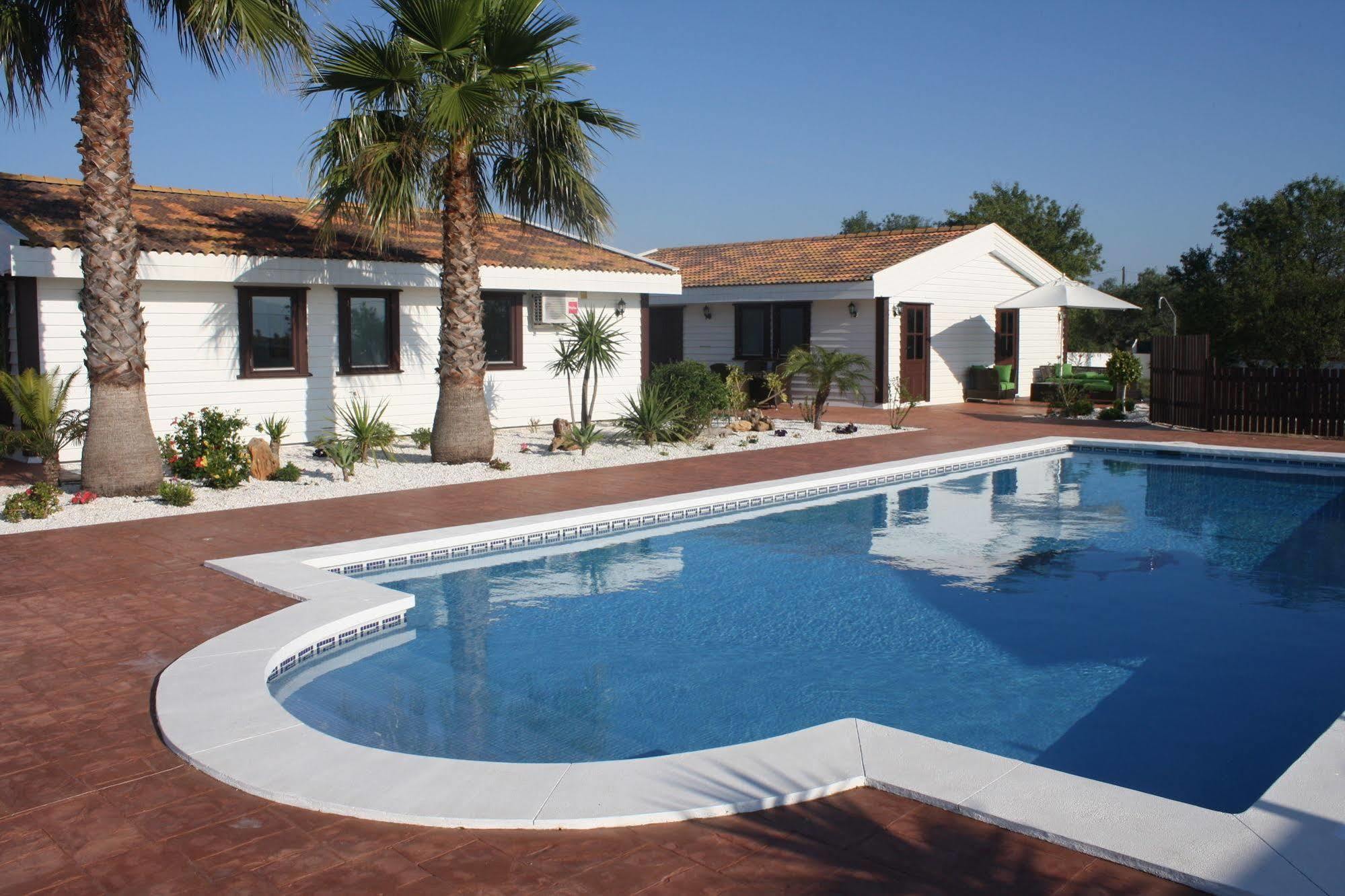 Villas Del Alba 阿尔豪林德拉托里 外观 照片